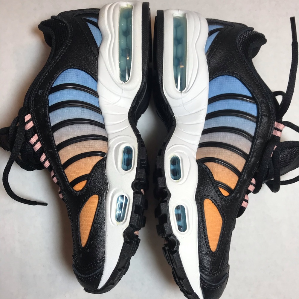 Nike Air Max Tailwind IV Womens’ 6/Bg kids 4 equivalent BNIB PRICE FIRM! - Picture 10 of 13